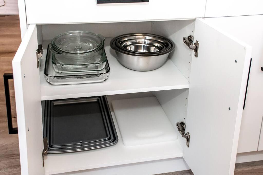 Modern Nordic Escape, 3Br Near Wem & Dt, Aircon & Fireplace, Wifi, Sleeps 6! Edmonton Eksteriør billede